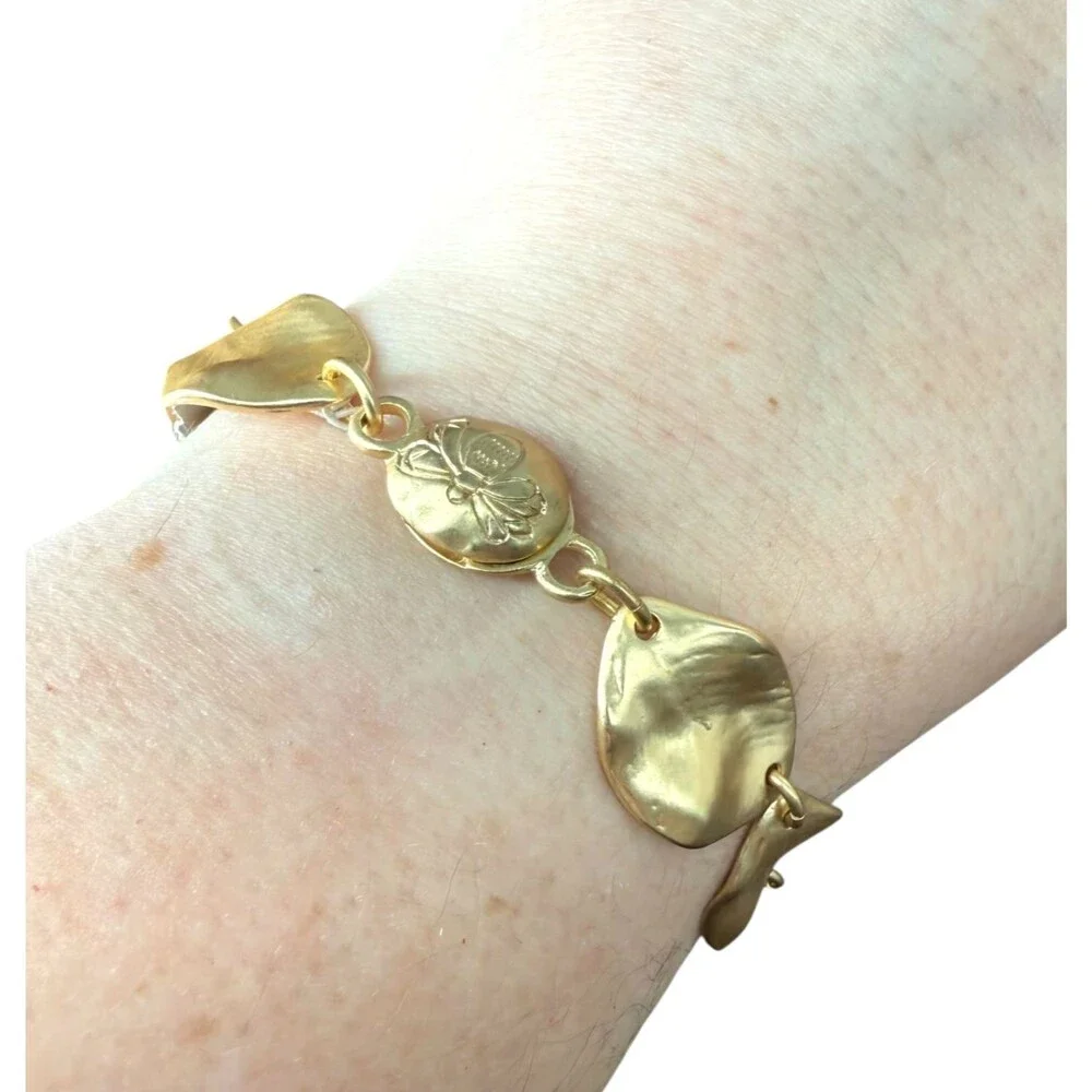 J. Jill Hammered Leaf Bracelet Gold Tone Bee Magnetic Boho Artisan Link Etched - Picture 2 of 16